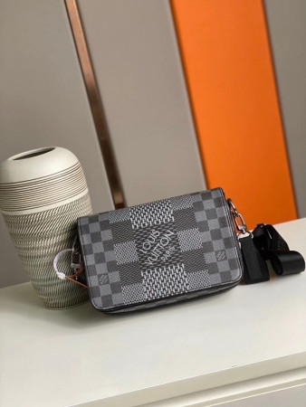 LV STUDIO MESSENGER N50013