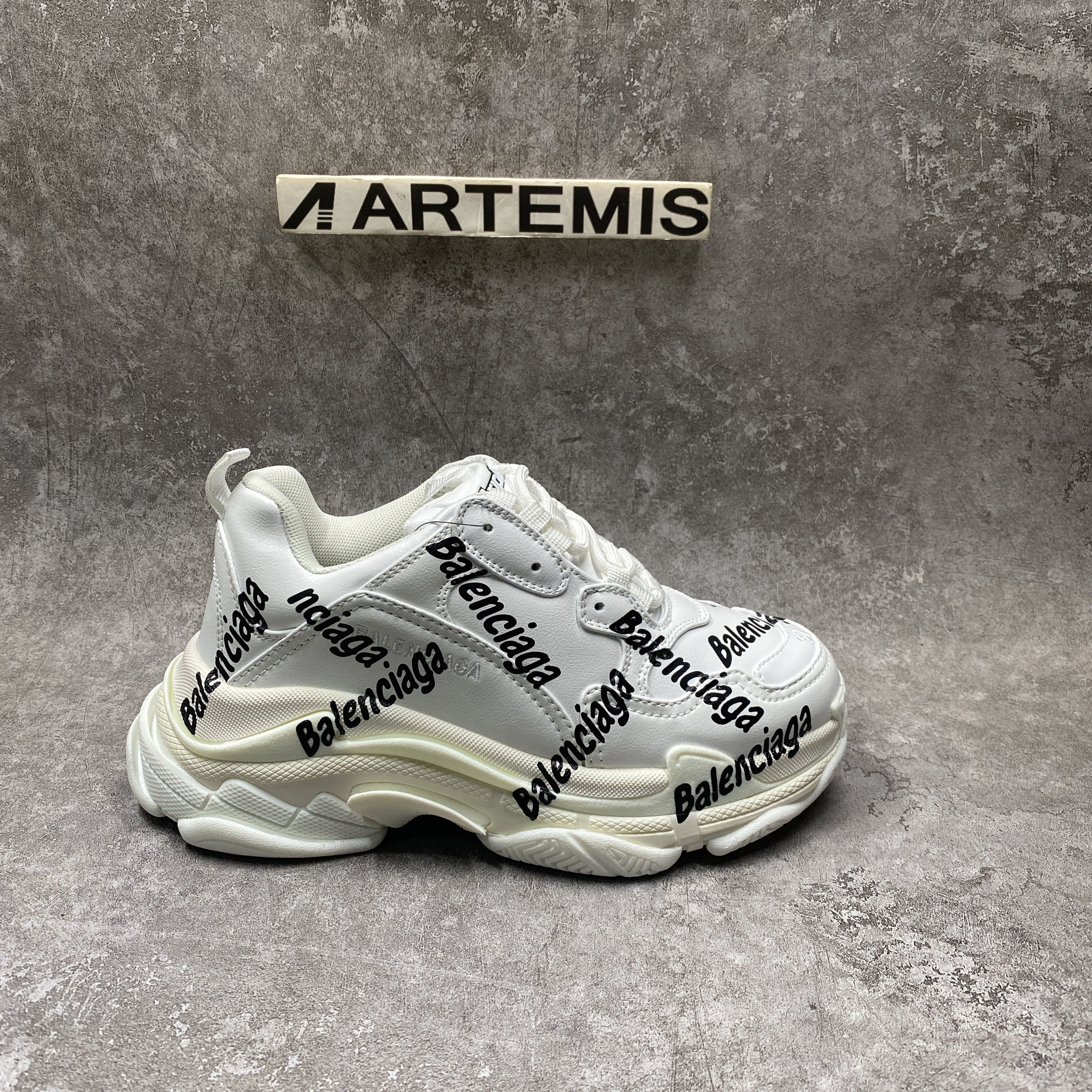Balenciga Triple S Logotype Sneaker in White