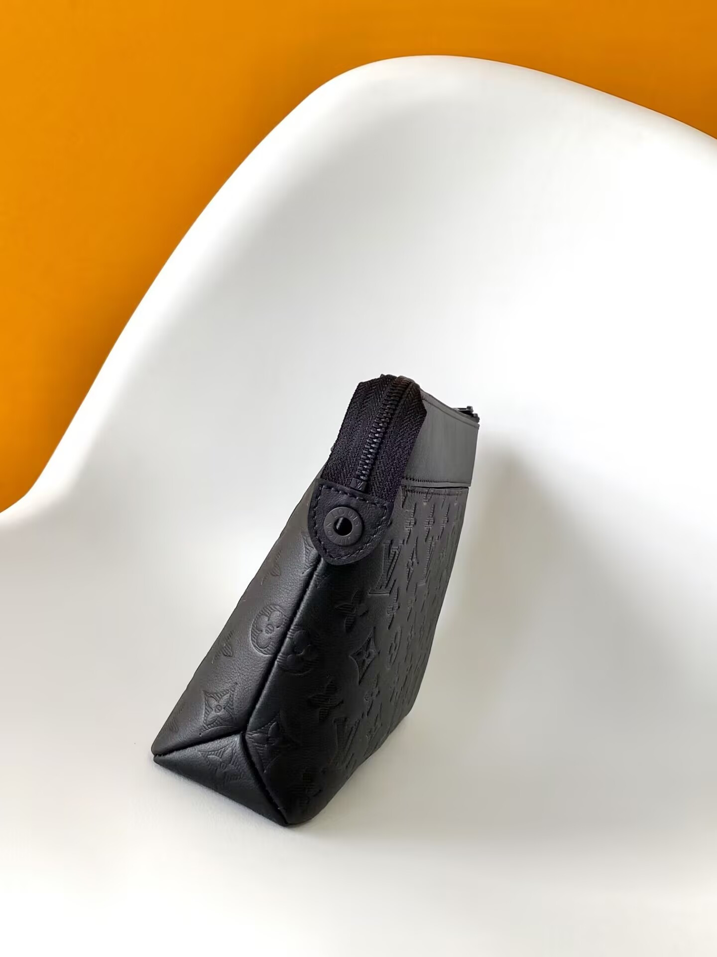 LV Pochette Voyage Souple M82545 32x21x8cm