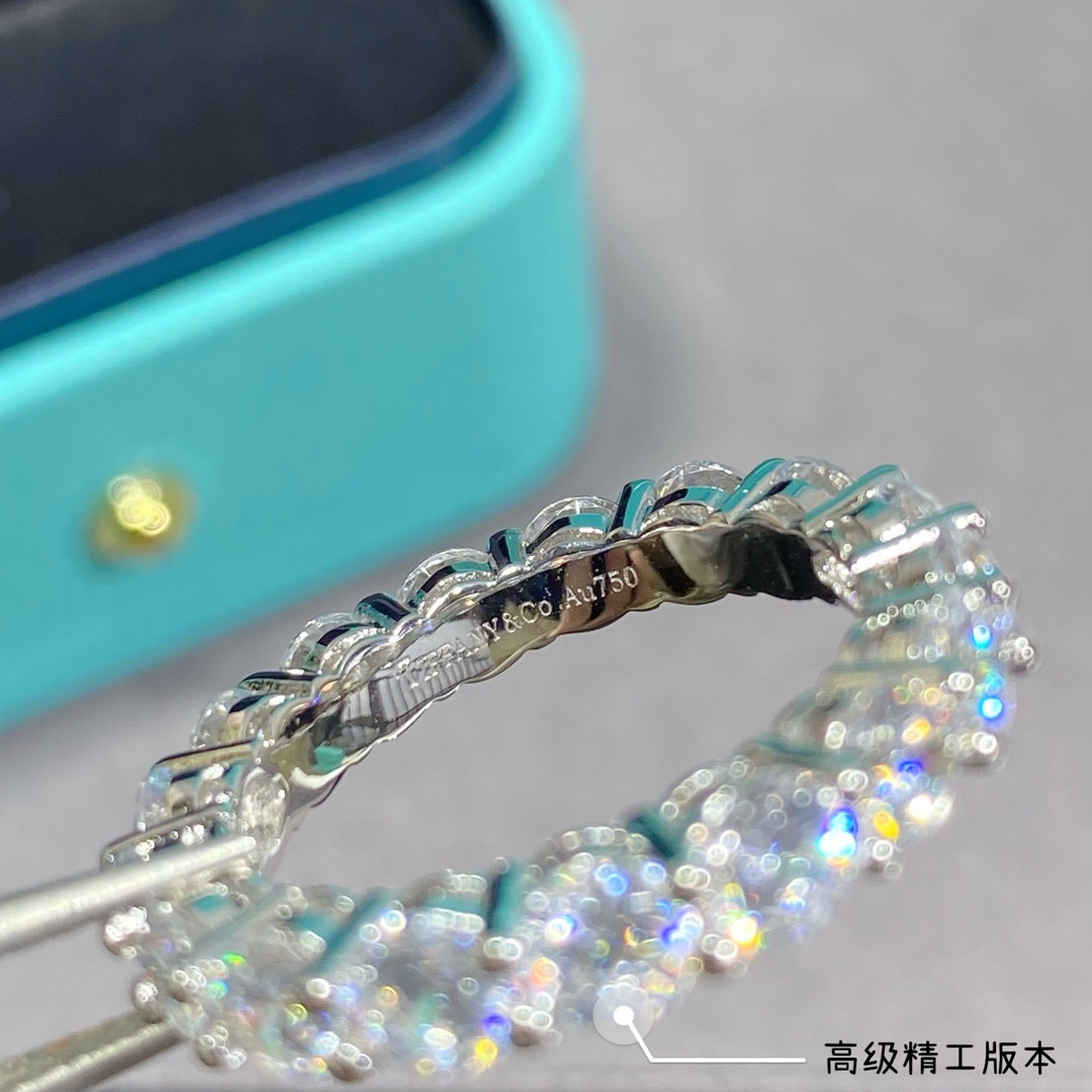 t*f*ny & co. wide Di*m*nd-eternity band ring ag925