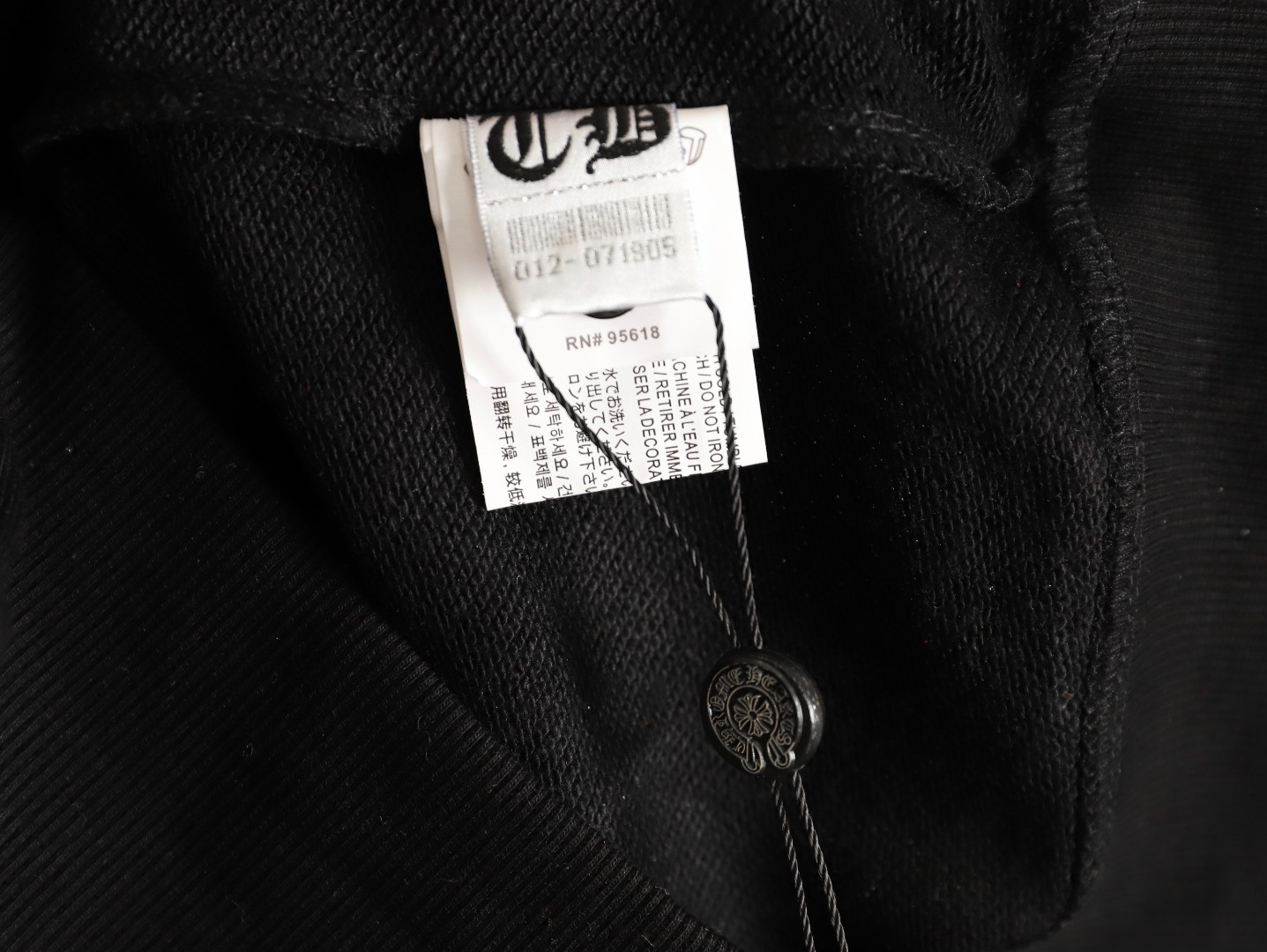 Ch**me He**ts 25fw coats