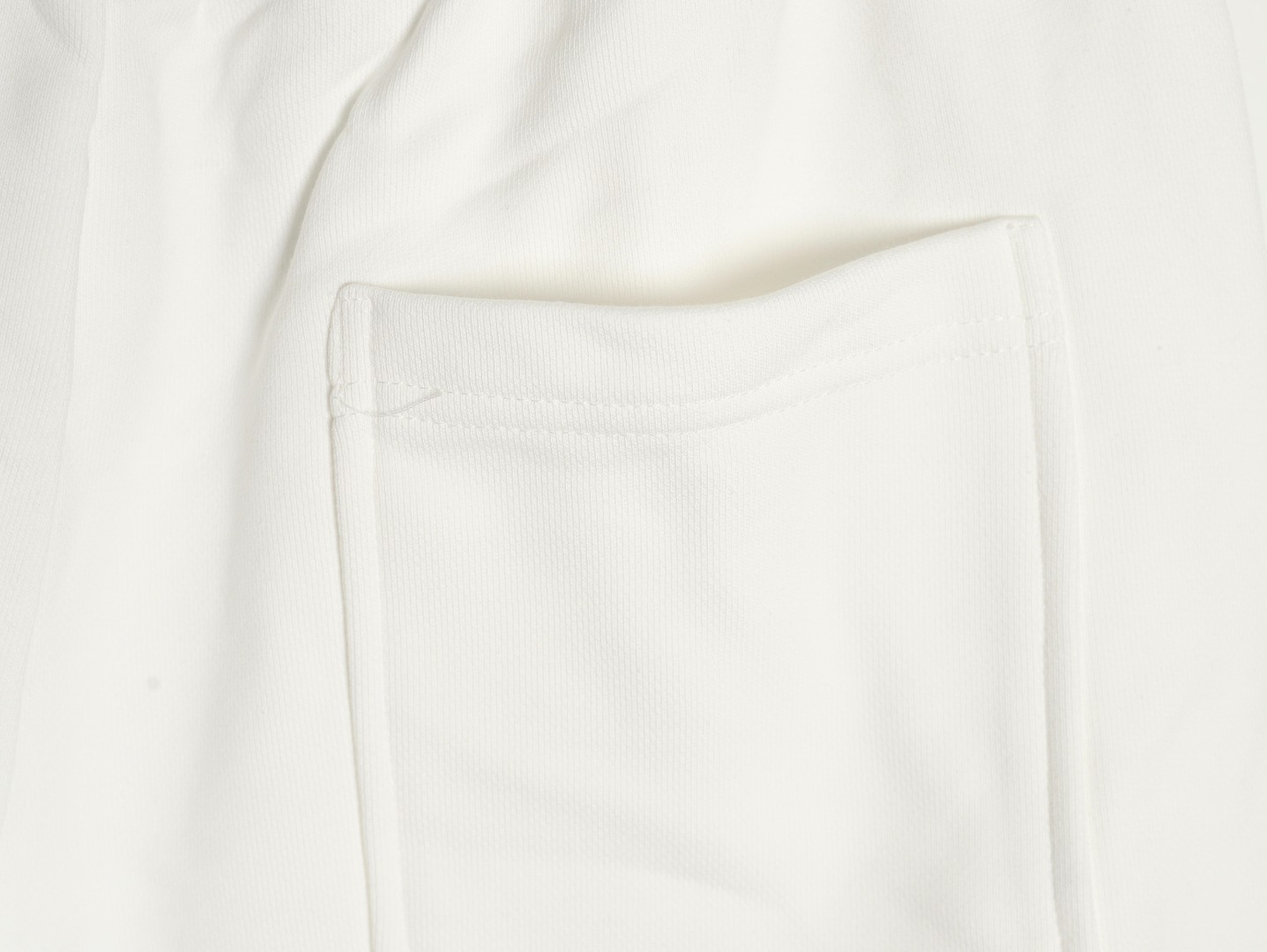 Ch**me He**ts shorts