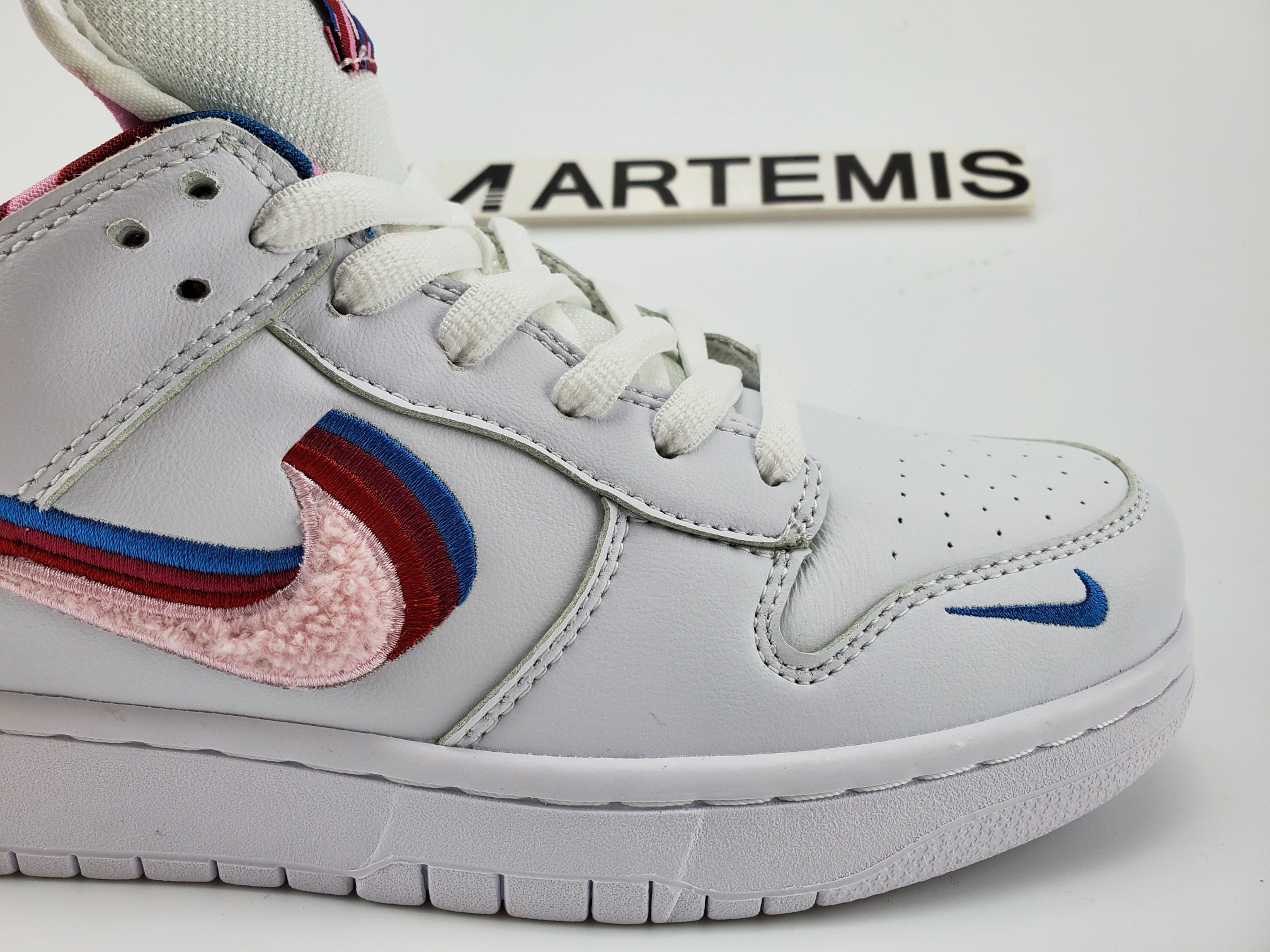 Nike SB Dunk Low Parra