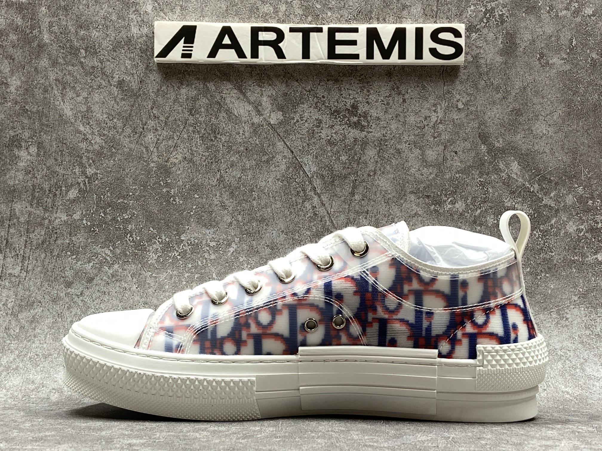 D*or b23 low top red blue oblique