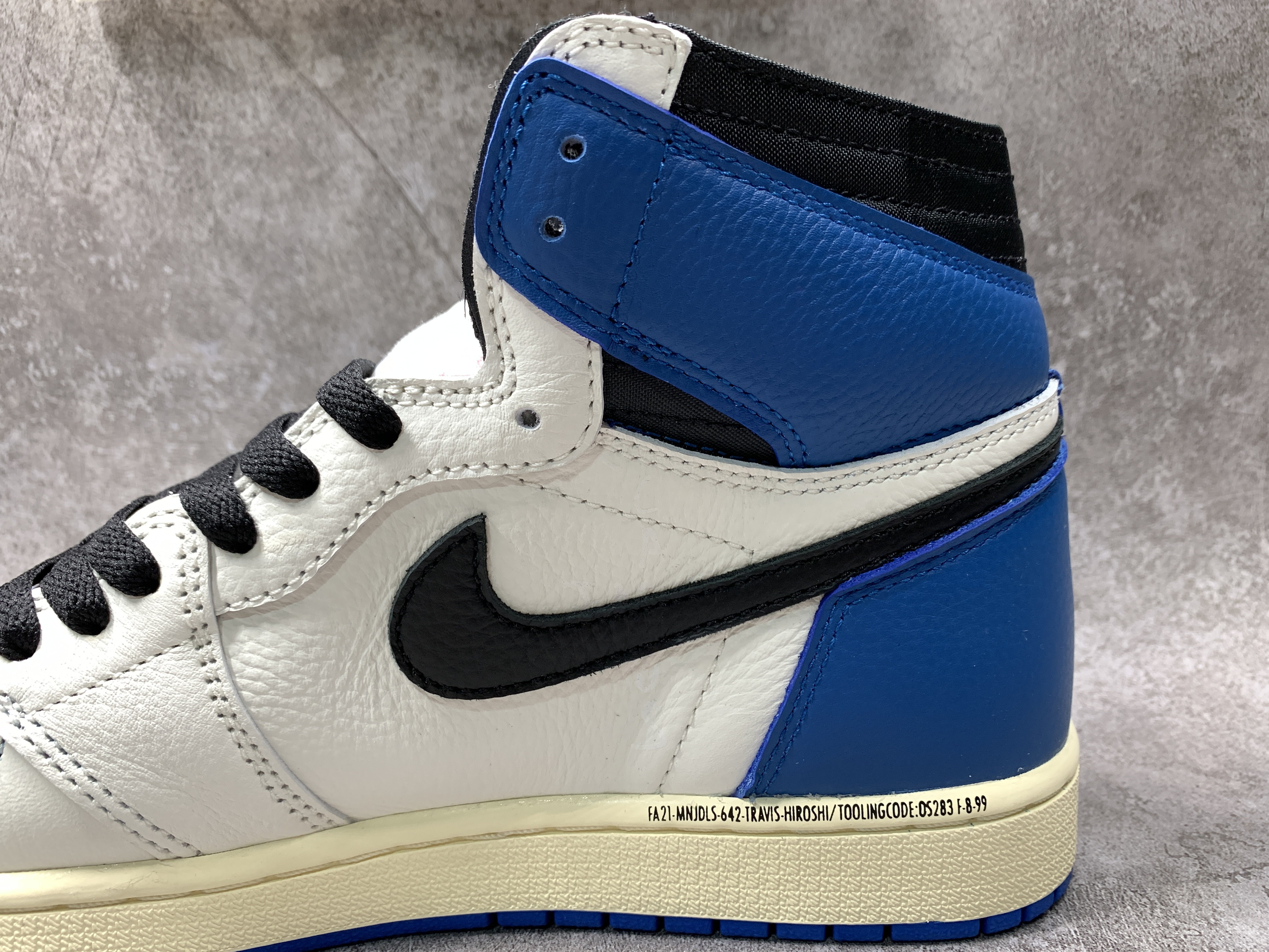 Air Jordan 1 Retro High x Travis Scott x Fragment