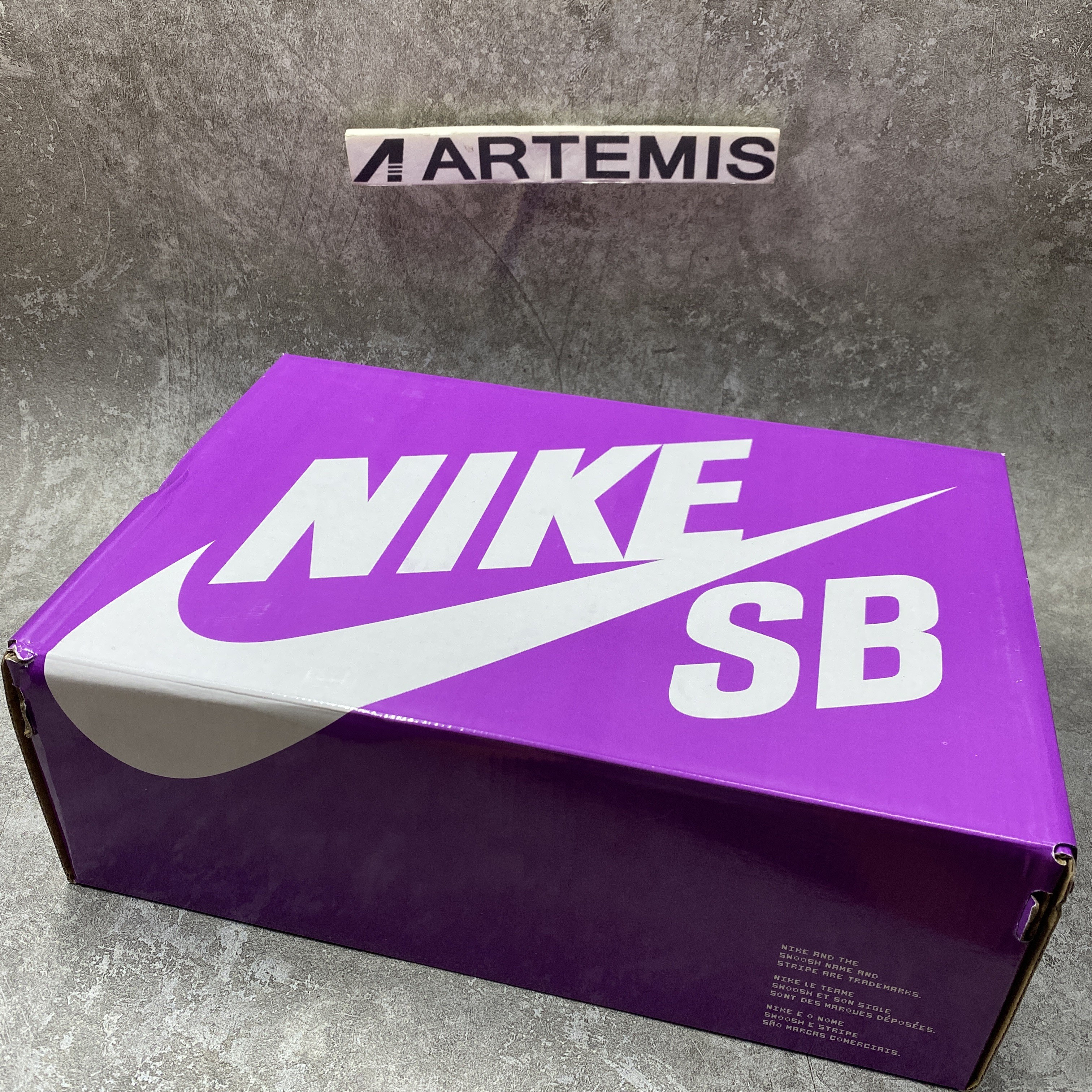 Nike SB Dunk Low X Polaroid