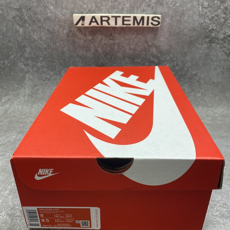 Nike Dunk Low Malachite University Gold