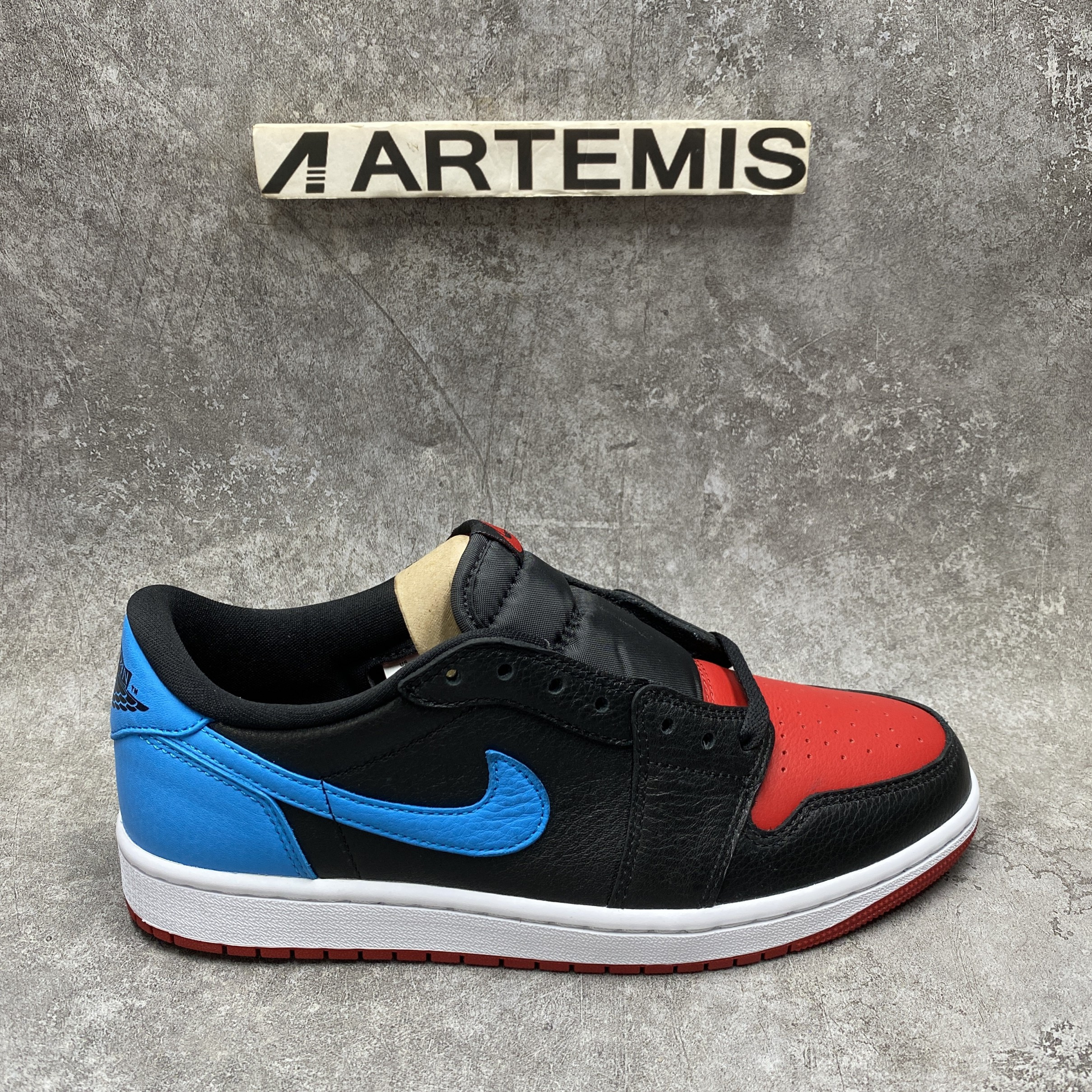 Air Jordan 1 Retro Low OG 