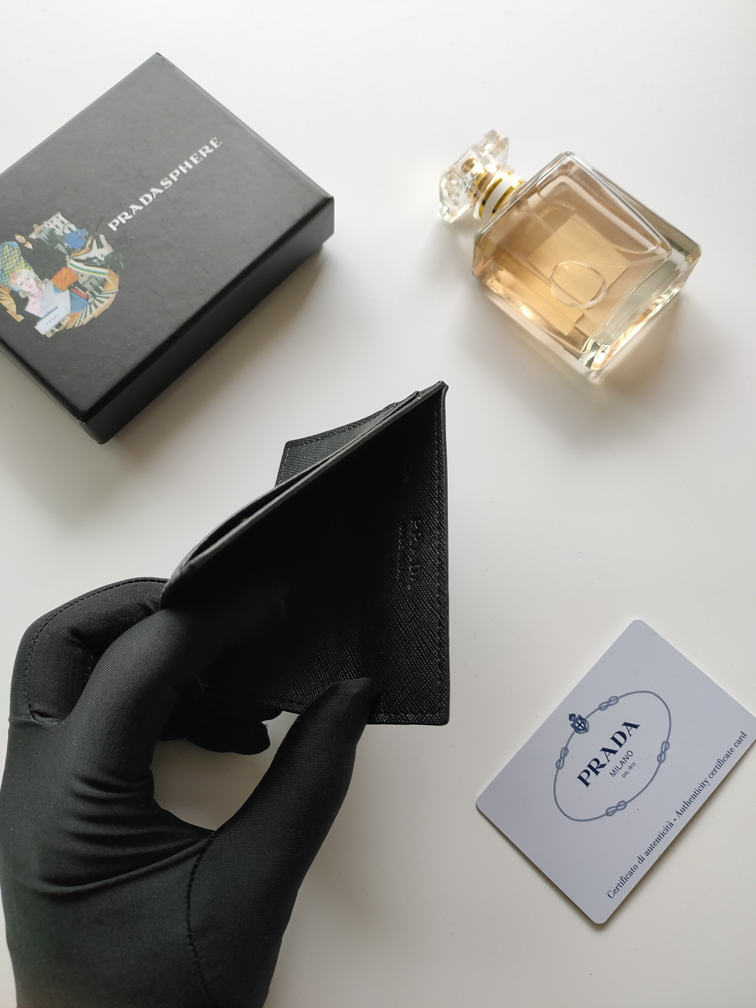 Pra*a card holder 8-10cm