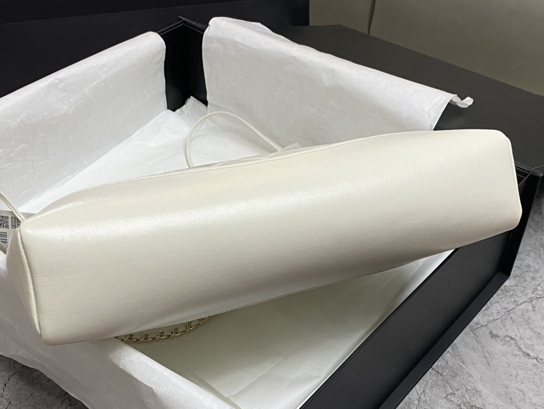 Ch*el  shopping bag shiny lambskin & gold-tone metal 35x39x8cm