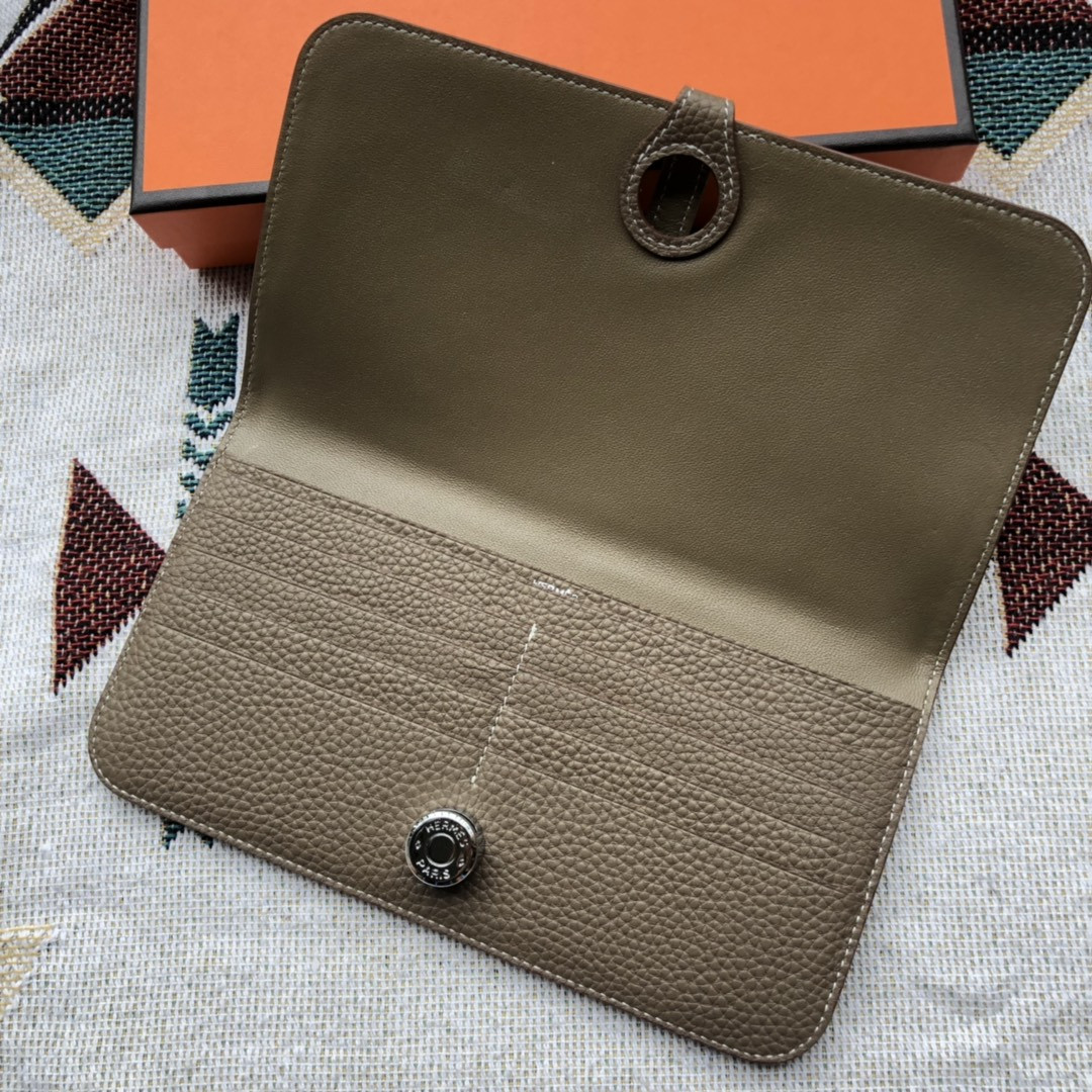 H**me5 dogon duo wallet