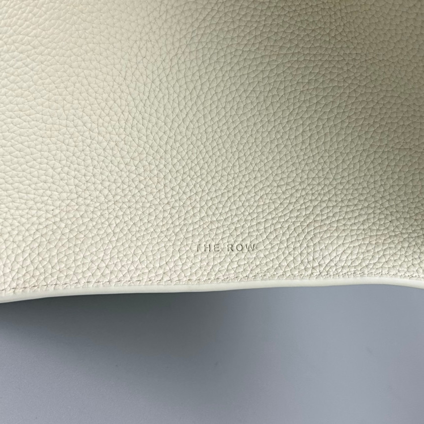 T*e R0w margaux 17 43x24x30cm