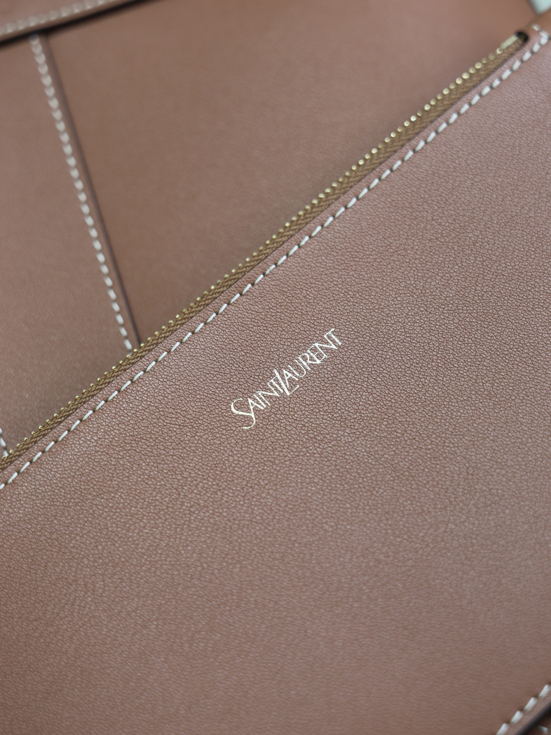 Y*L y small bucket in leather 23x29.5x3-8.5cm