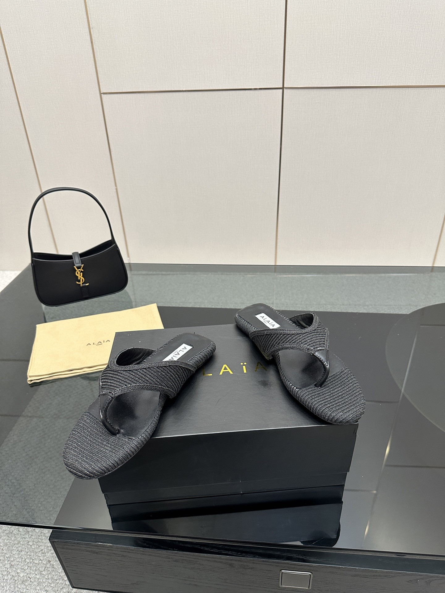 UA Alaia Triangle Flat Slides(Customized Size 7-10 days production time)