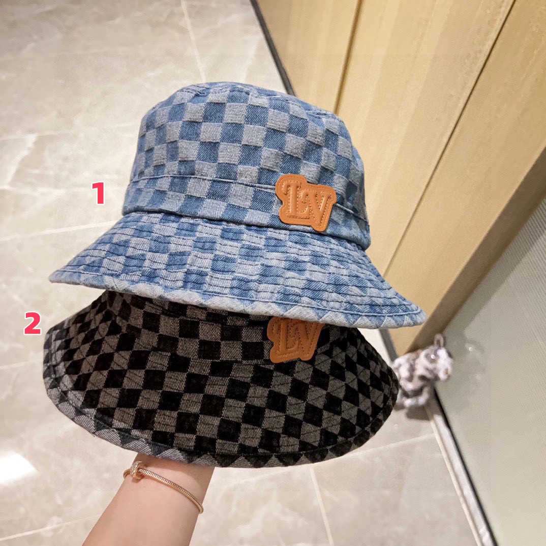 l0*is V*t0n bucket hat